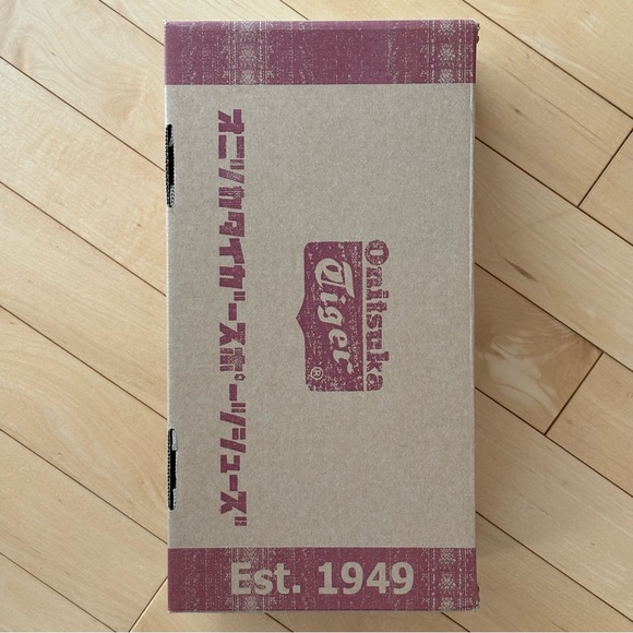 NEW Onitsuka Tiger Ultimate 81 sneakers Blue/Silver size women’s US 6.5 - Picture 7 of 11